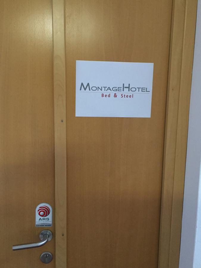 Montagehotel Bed & Steel Linz Bagian luar foto